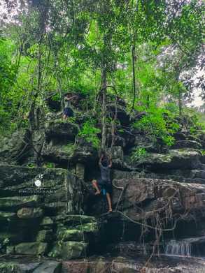 ទឹកធ្លាក់ដំណាក់ព្រះ